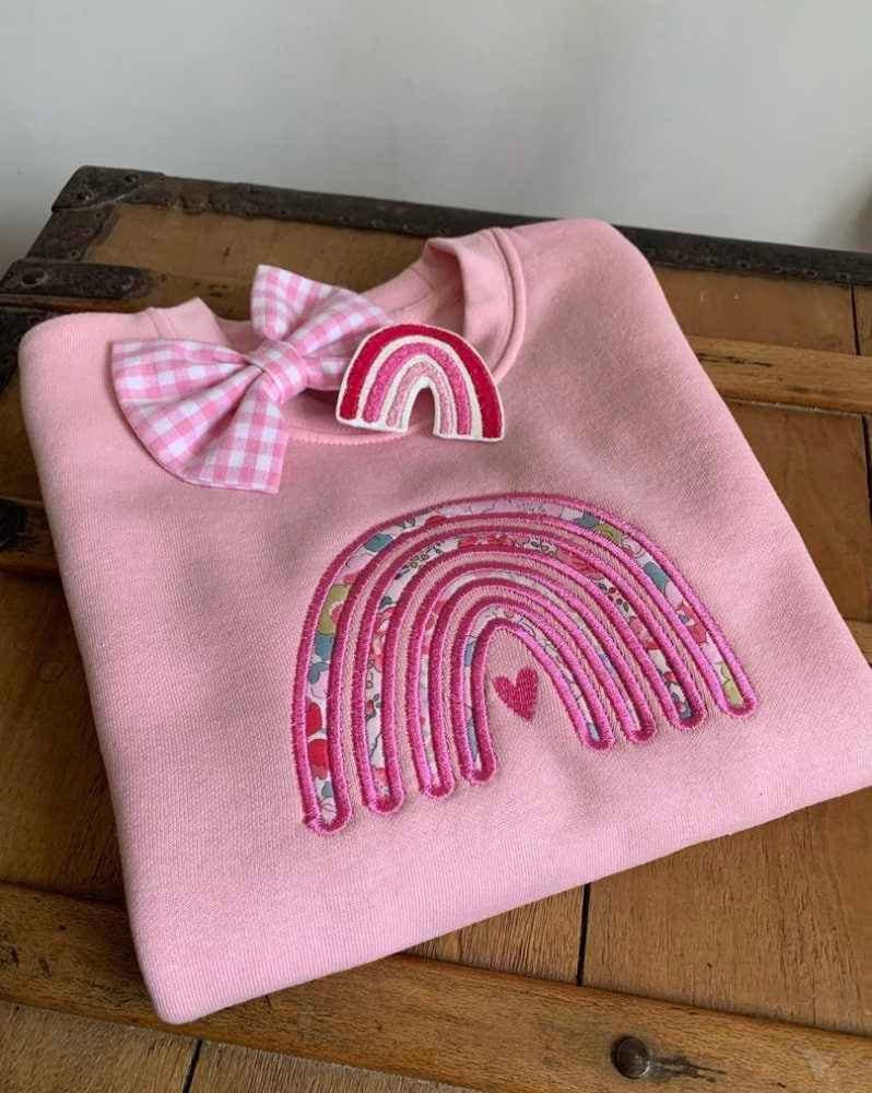 Barrette brodée Arc en ciel