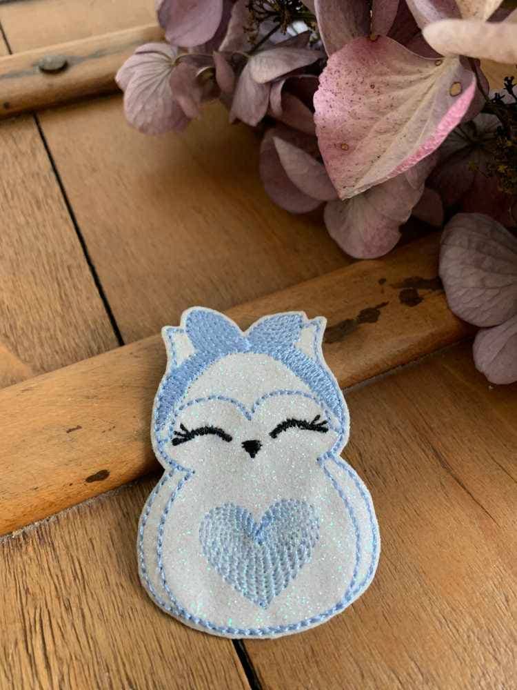 Barrette brodée Chouette bleu ciel
