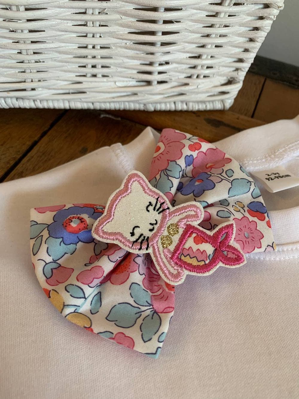 Barrette brodée Chat sirène