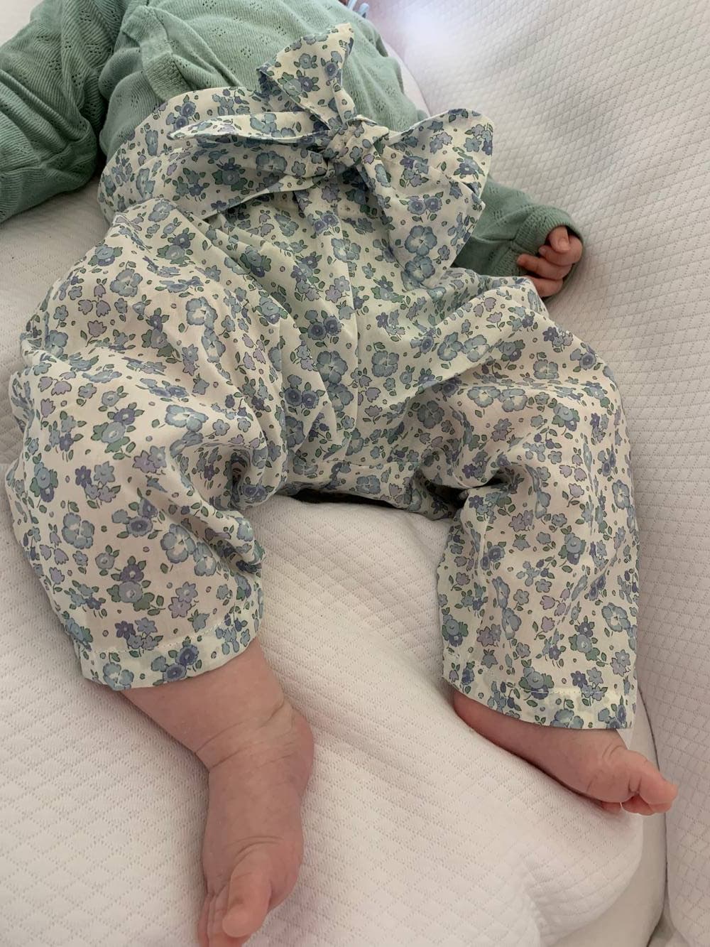 Pantalon bébé taille froufrou Liberty exclusif sur commande