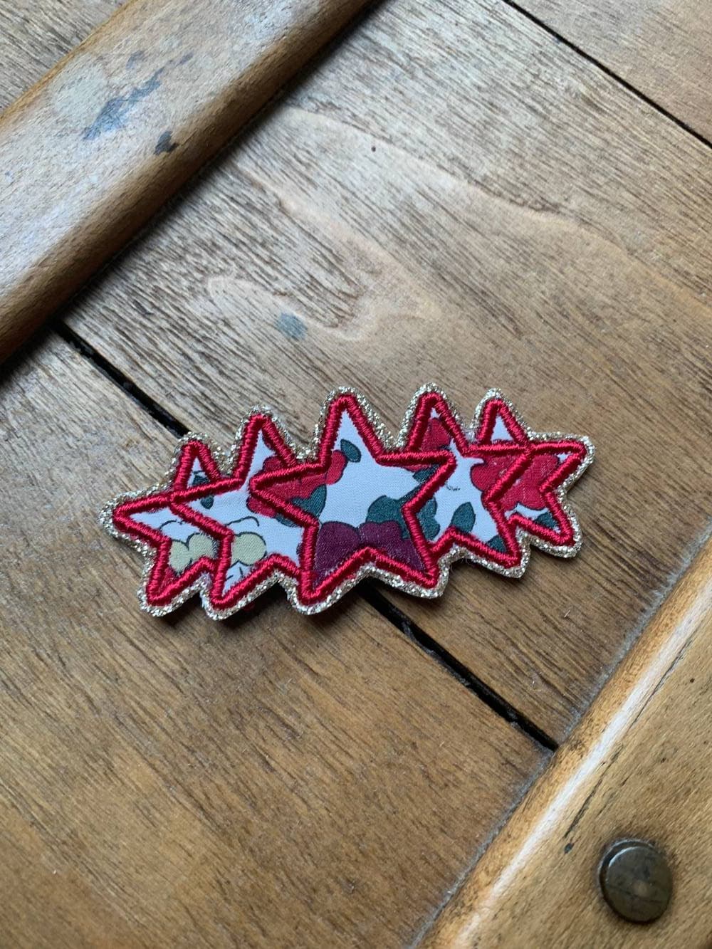 Barrette Brodée Etoiles Liberty Betsy Christmas petit modèle