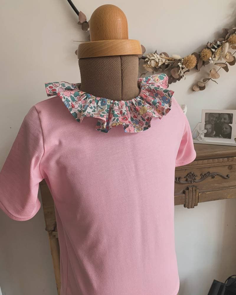 Tee-shirt à col avec ou sans broderie