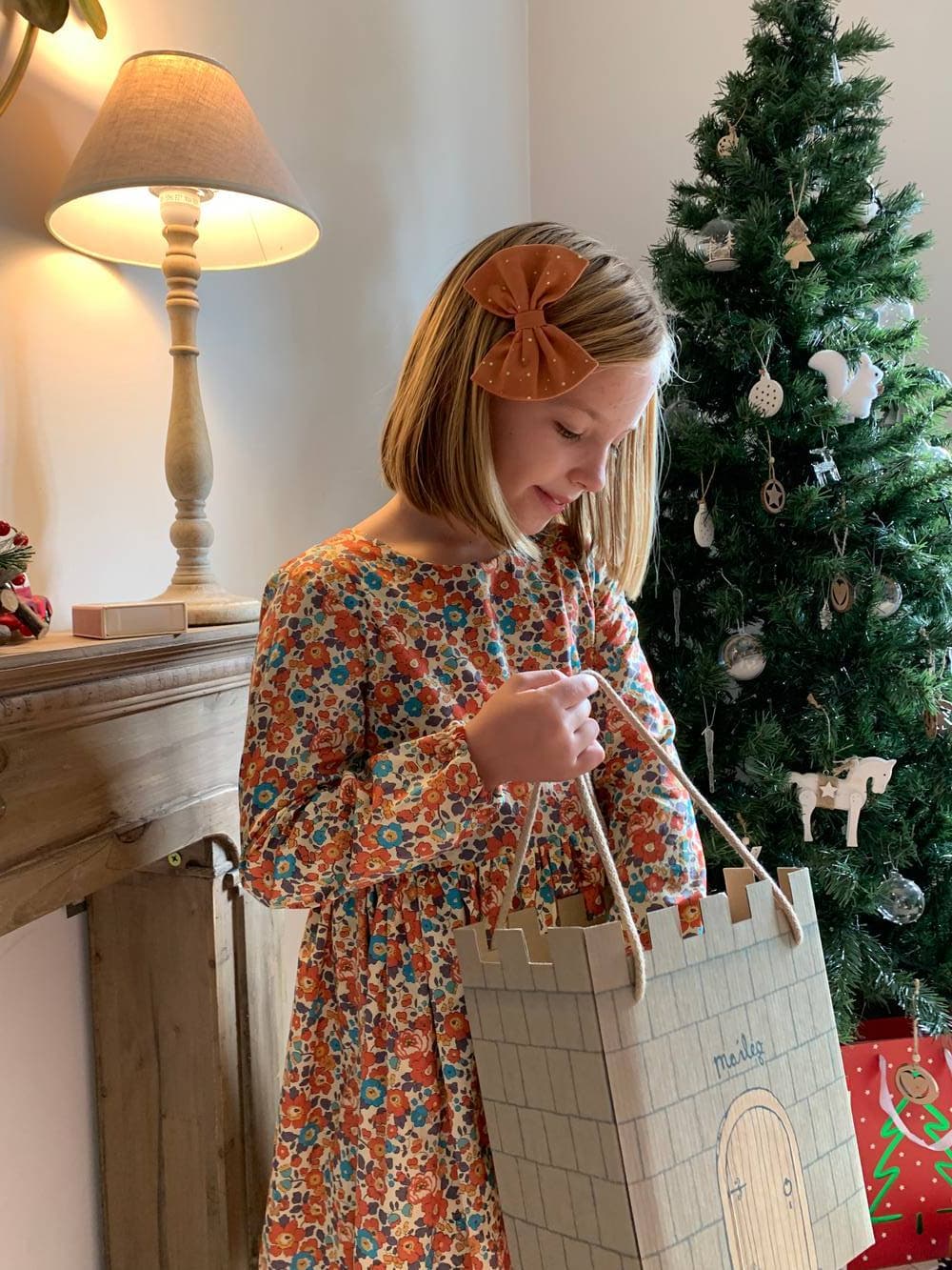 Barrette Marron pois or XL Papillon