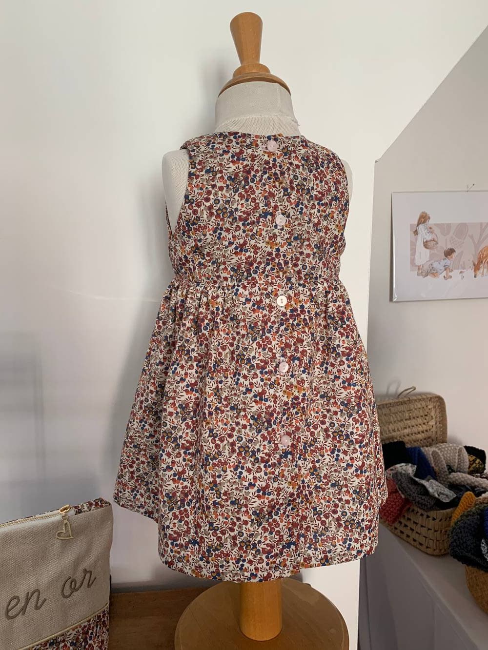 Robe bébé modèle Manon Liberty classique du 6 au 18 mois