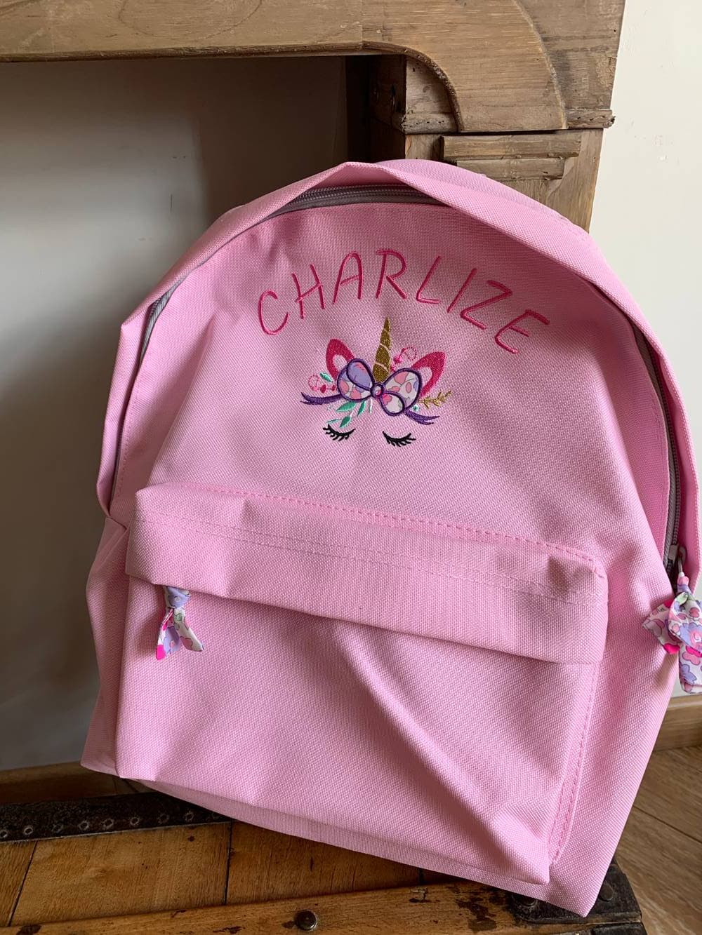 Sac à dos rose brodé Liberty à personnaliser sur commande