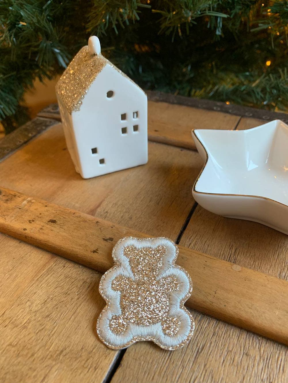 Barrette brodée Ourson doré