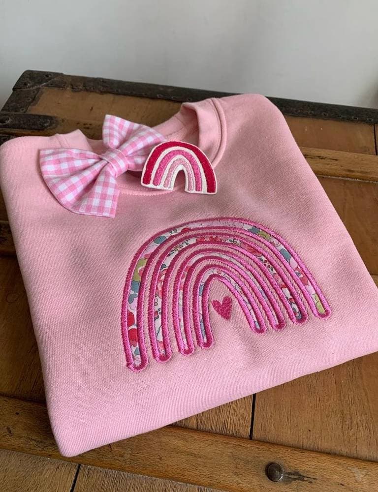 Barrette brodée arc en ciel pailleté blanc coloris au choix sur commande