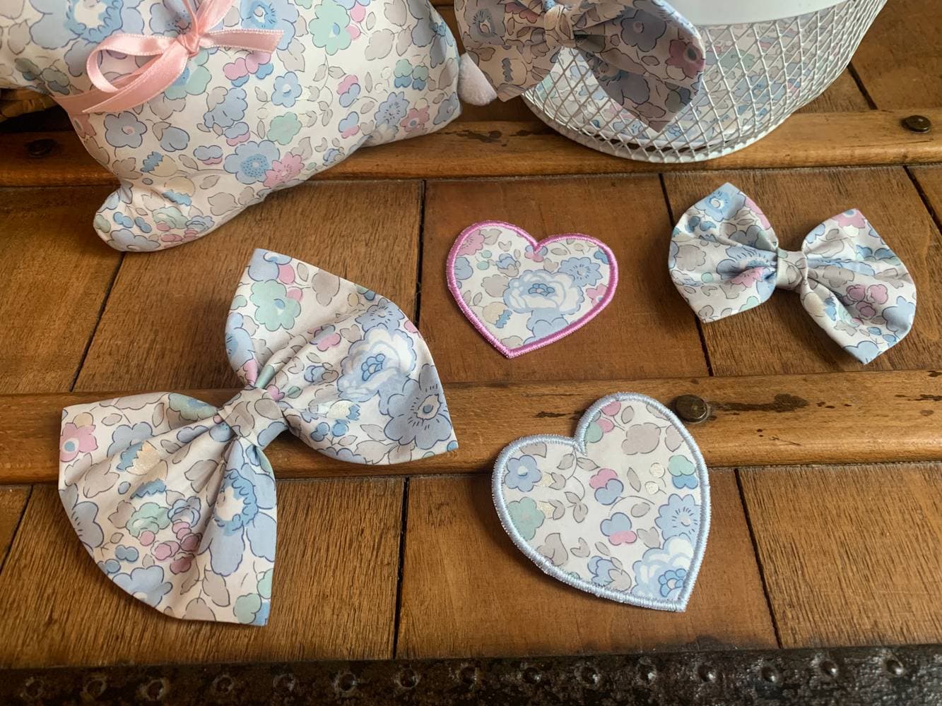 Barrette brodée coeur Liberty au choix sur commande