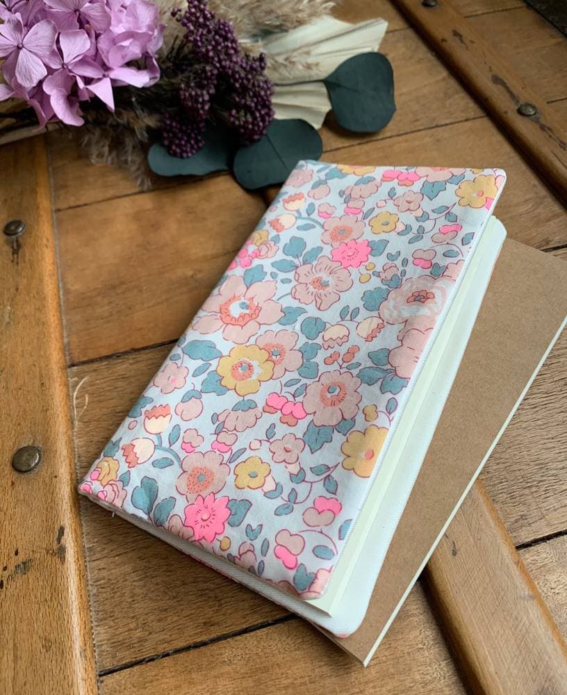 Carnet avec couverture en Liberty au choix sur commande