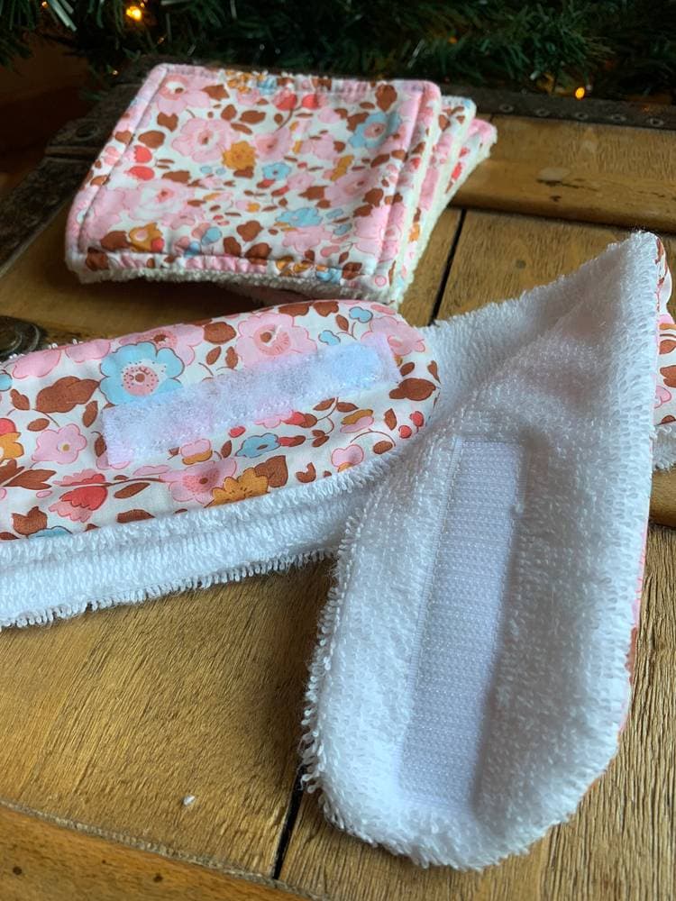 Bandeau Liberty et éponge démaquillage soin du visage Betsy écureuil